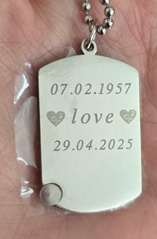 Collier a gravé avec photos texte , prénom , ou initiale.