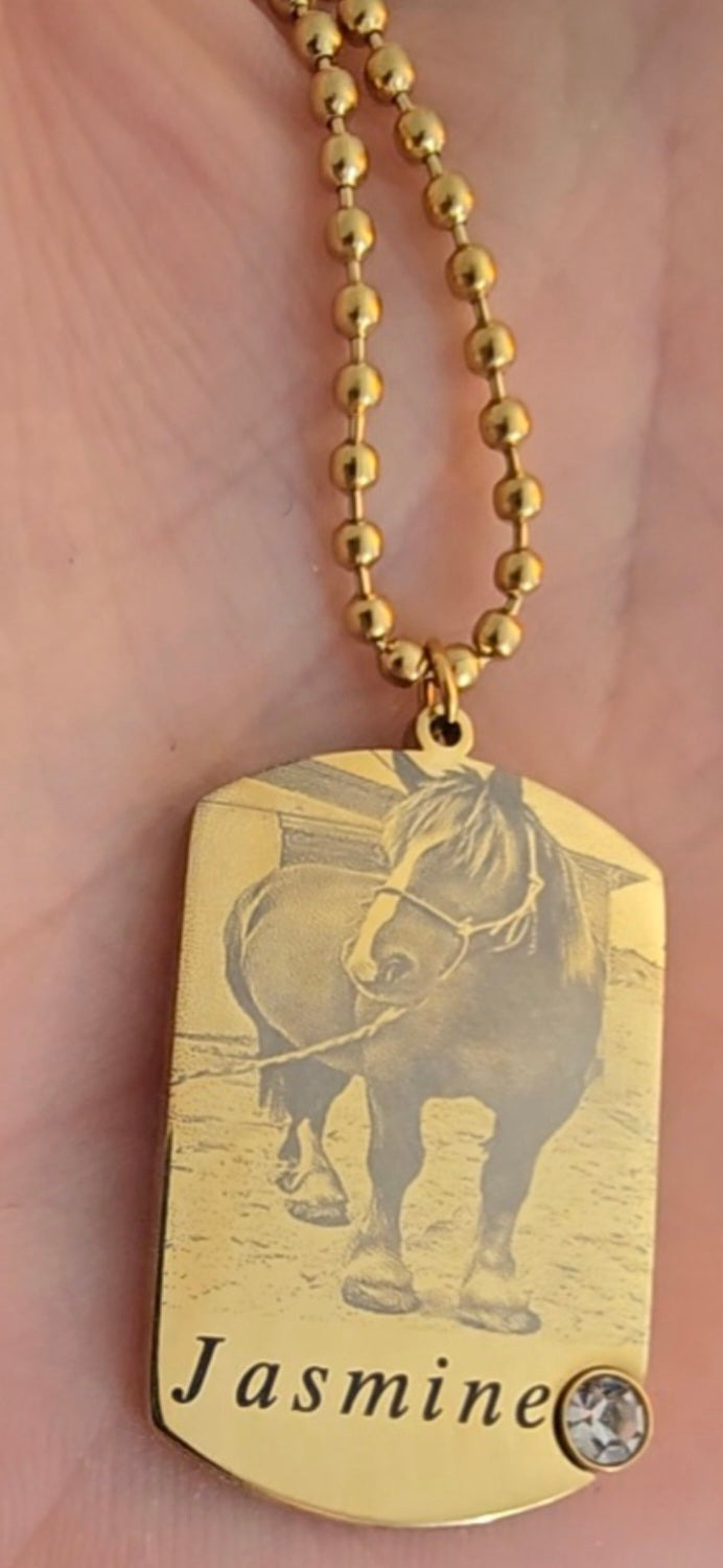 Collier a gravé avec photos texte , prénom , ou initiale.